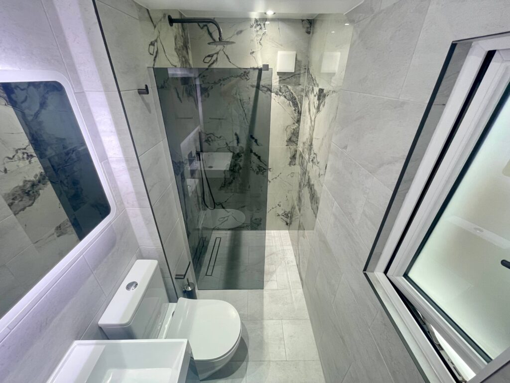 Luxury Wet Room, Woolwich, London