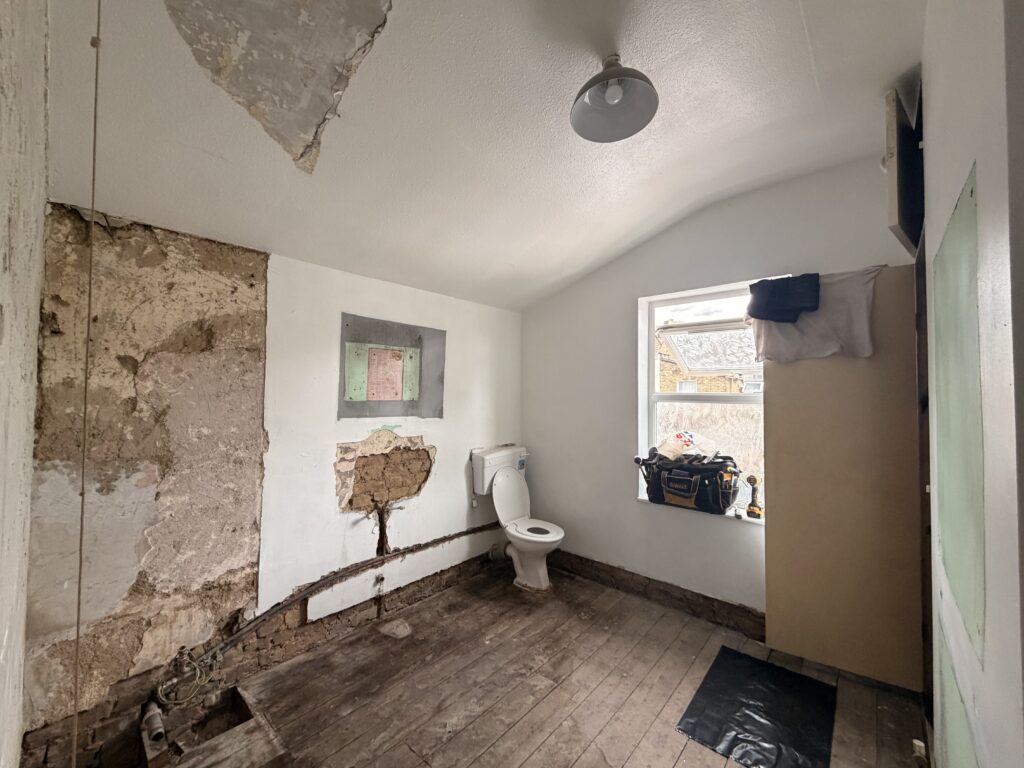 Complete Wet Room Refurbishment – Plaistow, London (before)